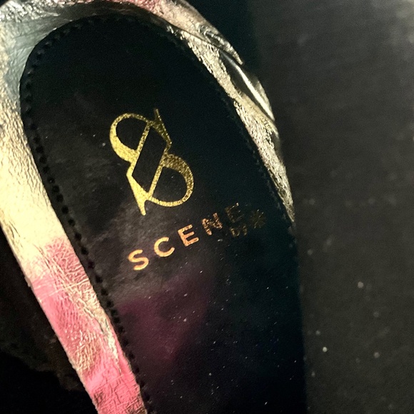 Black Scene Weaver Velvet Lucille Knee High Lace Up Boots Gold Chain Size 6 - Picture 16 of 16